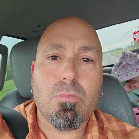 Meet your Posher, Kory - Picture 1 of 1